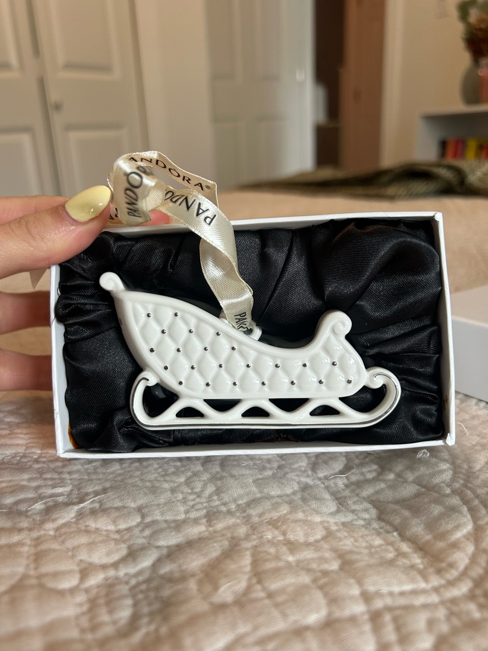 Pandora Holiday Ornament 2014